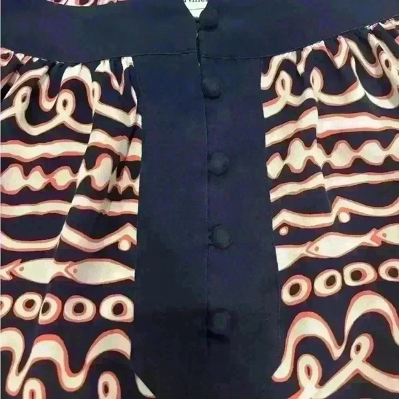 Vineyard Vines 100% Silk Nautical Seascapes 3/4 Sleeve Tunic size M - Picture 7 of 7